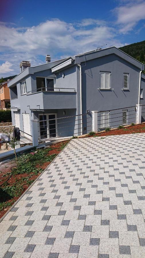 Roza Apartment Cres Exterior photo