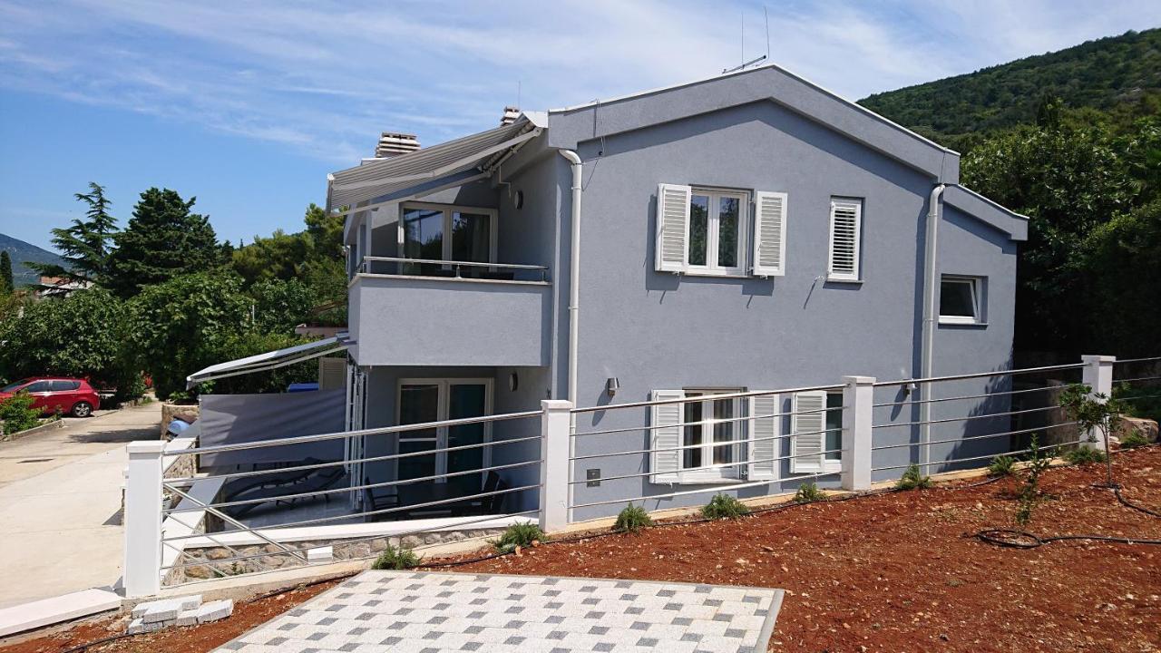 Roza Apartment Cres Exterior photo